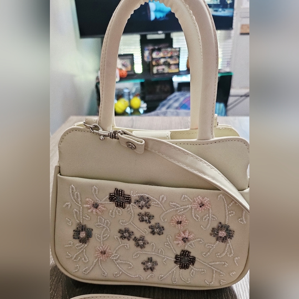 Mini Beaded Purse with strap cream white with flowers